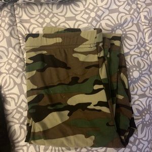 camo leggings